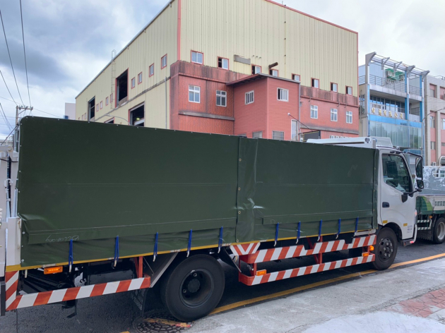 謢欄鐵架帆布 1